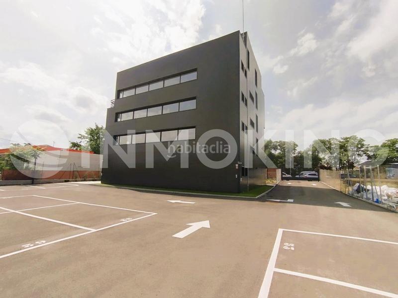 Foto 932f5d13-df1b-4349-be9a-a9a63149c020. Rent office space in avenida del jarama 17 in Estación Coslada
