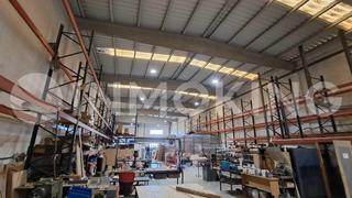 Fabrikhalle in Av aleixandre vi  21. Nave industrial museros