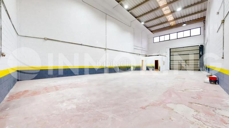 Foto e3d2b3ae-682d-4061-b9fa-30368b22206f. Affitto capannone industriale con riscaldamento in Getafe