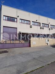 Location Bâtiment à usage industriel à Avenida del monte boyal  296. Nave en casarrubios del monte