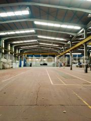 Industrial building in Calle estorninos  3. Nave en venta pinto