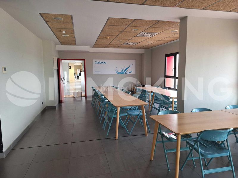 Foto d5a57aa8-1b46-4819-81f2-837f23de0722. Edificio en calle ciudad de eibar 4 edificio corporativo en Paterna