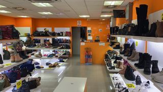 Geschftsraum en Avenida al vedat 55. Local comercial con calefaccin y aire acondicionado