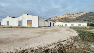 Nau industrial a Calle orihuela 32