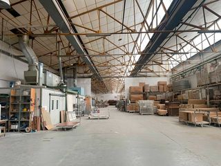Nave industrial en V-31. Nave industrial