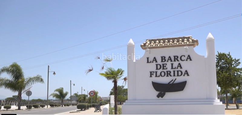 Foto e84ff559-c5cc-49bf-a5dd-ce0df06a357b. Terreno residencial parcela para edificar vivienda en pleno centro de la barca de la florida en Jerez de la Frontera