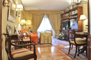 Apartament a Parque Avenida. Precioso apartamento en la plaza del caballo