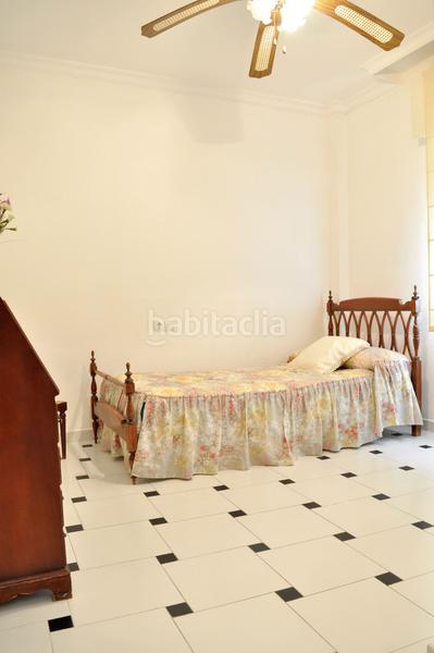 Foto 14042b20-de0a-4714-b292-778f84799387. Casa adossada amb aparcament a El Altillo Jerez de la Frontera