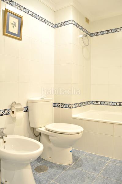 Foto 6449c6d1-aefe-457c-8a9f-1d015467a56b. Casa adossada amb aparcament a El Altillo Jerez de la Frontera