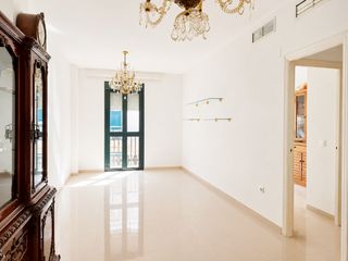 Flat in Plaza de Toros. Precioso piso en el centro de nuestra ciudad, en la zona de la p
