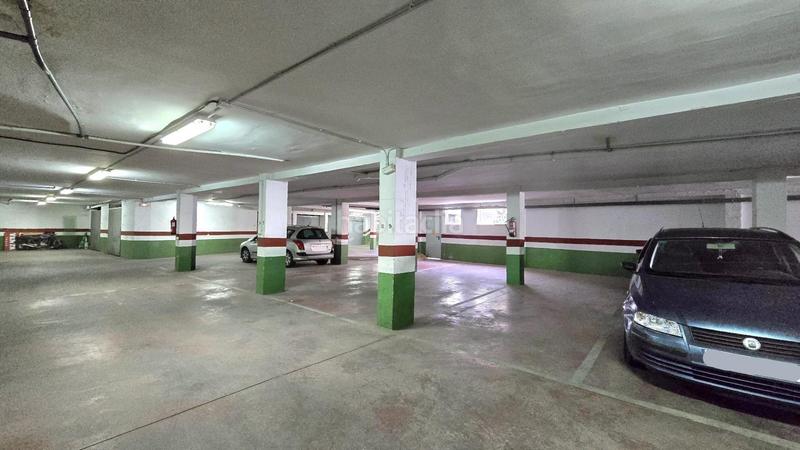 Foto ee1a43ab-5ab0-4875-bbdd-8bf97d869eca. Autoparkplatz in Núcleo urbano Chiclana de la Frontera