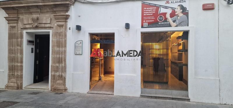 Foto 023aef01-73a2-4294-8686-198c9d43904a. Geschäftsraum in calle calle de la fuente 4 in Núcleo urbano Chiclana de la Frontera