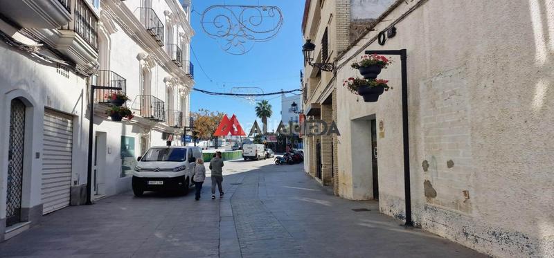 Foto 3fe56fa3-f63c-4cfb-8e4d-c6b04f79b4c8. Geschäftsraum in calle calle de la fuente 4 in Núcleo urbano Chiclana de la Frontera