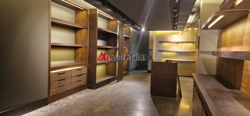 Foto a3888960-5a73-4a95-a5c1-b60492f68444. Geschäftsraum in calle calle de la fuente 4 in Núcleo urbano Chiclana de la Frontera