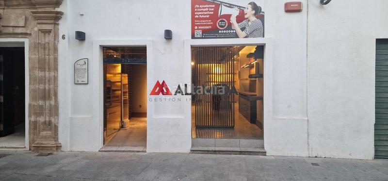 Foto aa25a4dd-db39-4427-9dd0-e9a90e594d07. Geschäftsraum in calle calle de la fuente 4 in Núcleo urbano Chiclana de la Frontera