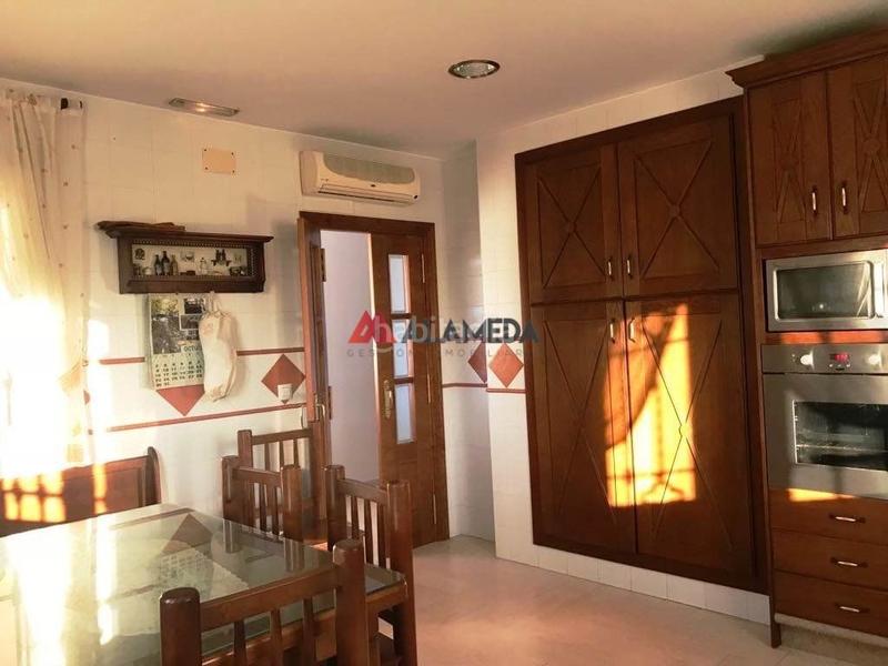 Foto 248ef47b-909b-4ee4-a38c-4dbfc7fce675. Chalet with heating parking pool in Las Lagunas - Campano Chiclana de la Frontera