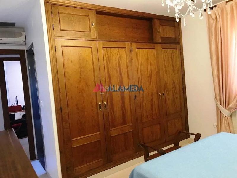 Foto 784aca36-6faa-4791-8847-26bc7b2e3628. Chalet with heating parking pool in Las Lagunas - Campano Chiclana de la Frontera