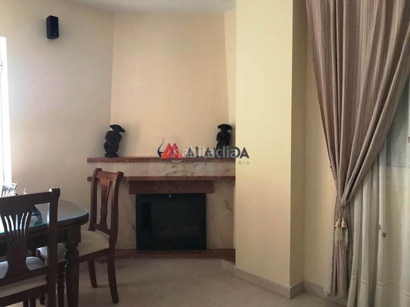 Foto a768820f-5f27-4a6e-acec-344fb4590ec2. Chalet with heating parking pool in Las Lagunas - Campano Chiclana de la Frontera