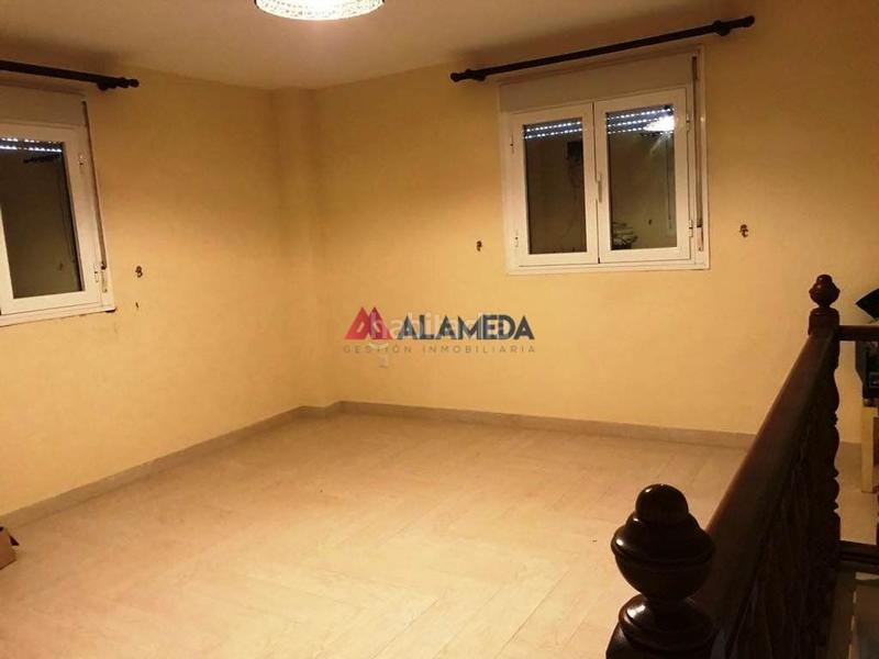 Foto b0374f51-62c2-4960-b8bc-4705ac129f4b. Chalet with heating parking pool in Las Lagunas - Campano Chiclana de la Frontera