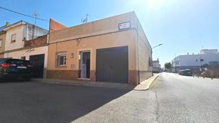 Casa a La Banda - Campo de Fútbol. Casa en planta baja barriada la fruta