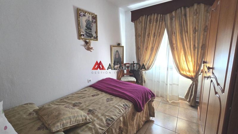 Foto 4966988e-2c73-4051-b009-bd569cb00b4d. Edificio in Medina Sidonia