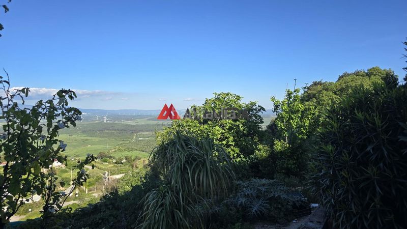 Foto 52ebfa08-56ec-4d28-9796-65fc387d2e5f. Edificio in Medina Sidonia