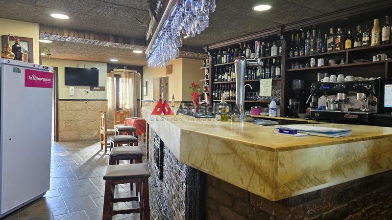 Foto a6c6a472-0124-4d8c-a74d-44796e025f88. Edificio in Medina Sidonia