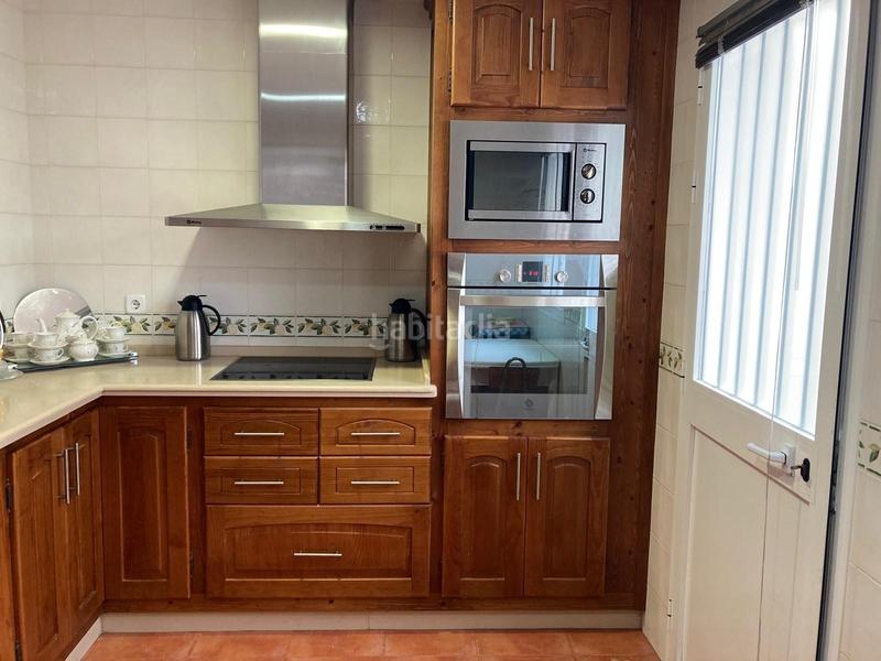 Foto ecfc43de-c283-4286-9b96-a26e8357a19f. Casa adosada adosado en buena zona en Benalup