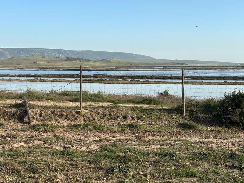 Foto f610d1fb-4826-4d0f-8285-35bf0bdc3c4e. Terreno residencial estupenda parcela con bonitas vistas en Barbate