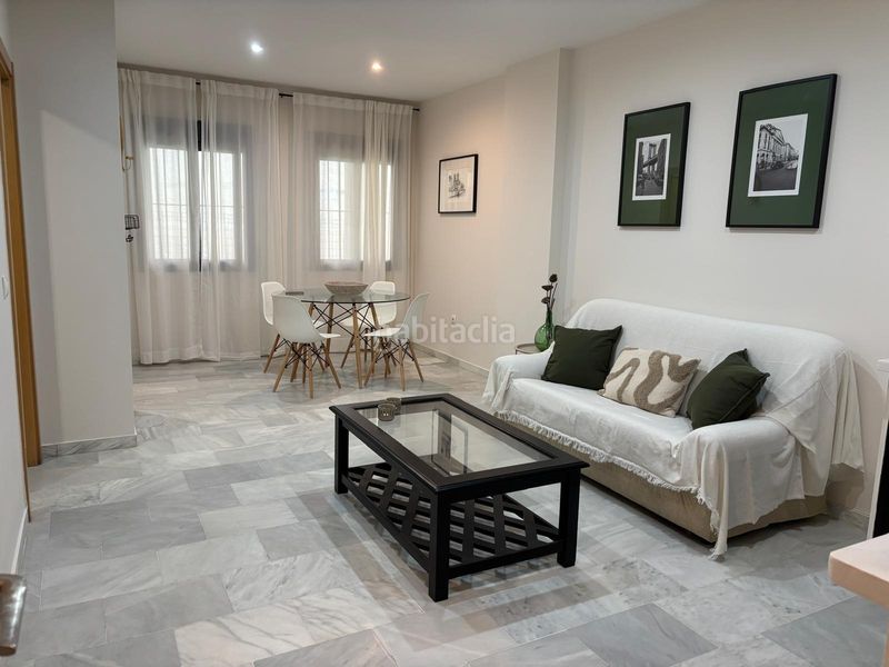 Foto a471b0c8-3904-4540-bd43-129645aabe60. Apartament amb piscina a Barbate Barbate