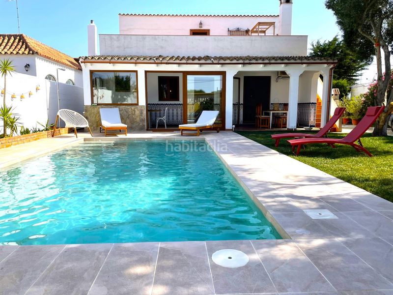 Foto 4d6593aa-4b39-42ab-8fbd-a3b9070dfce2. Masia amb aparcament piscina a Zahora Barbate
