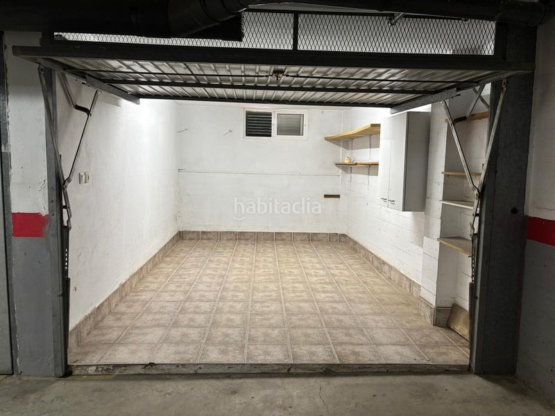 Foto df52820e-2bd3-438c-9d3e-81d815d15500. Aparcament cotxe a Barbate Barbate
