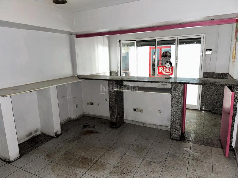 Foto 455eb45a-15e0-4984-bdc6-81fbbb02b98e. Local comercial en salobreña 41 local en avenida de salobreña en Motril