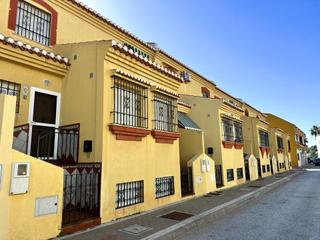 Maison jumelée à Osa mayor 2. Casa junto al mar en salobreña