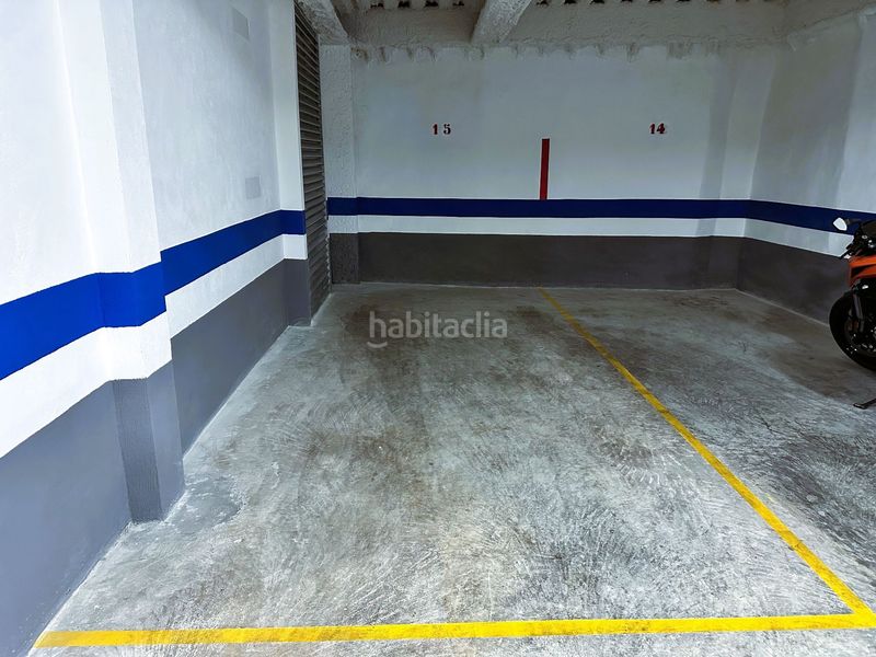 Foto 24f7f842-a123-49b3-bf43-06cdf96e13a8. Aparcament cotxe a Motril ciudad Motril