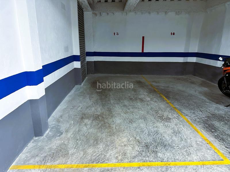 Foto 6d29ab23-3180-4284-aab4-f4fdc860730d. Autoparkplatz in Motril ciudad Motril