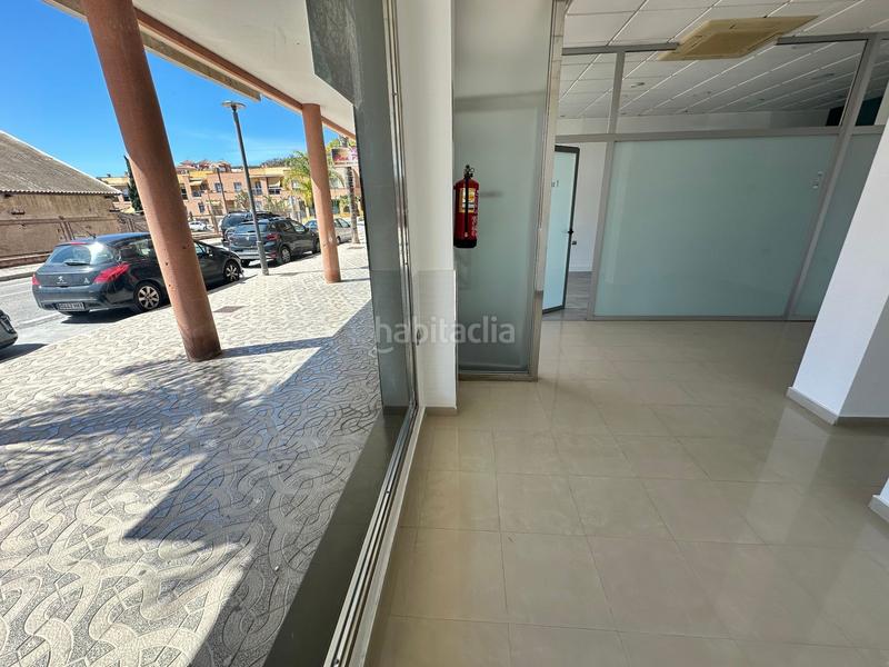 Foto ce73496b-7439-45fc-a805-019cde43e272. Local comercial local en zona pilar en Motril ciudad Motril