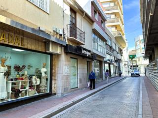 Reihenhaus en Catalanes 6. Casa en pleno centro de motril