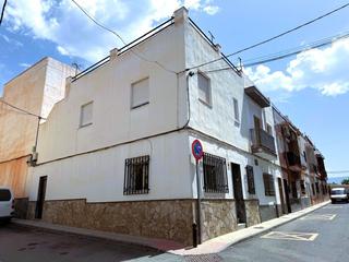 Maison jumelée à Motril  ciudad. Casa en venta en motril