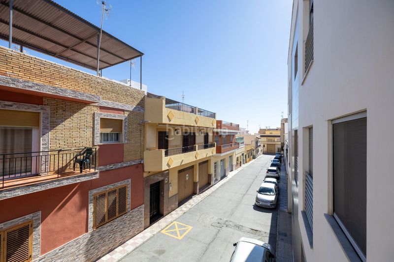 Foto 09fe2bed-1a28-4b6a-9fda-d8bed970ef30. Casa adossada amb calefacció aparcament a Motril ciudad Motril