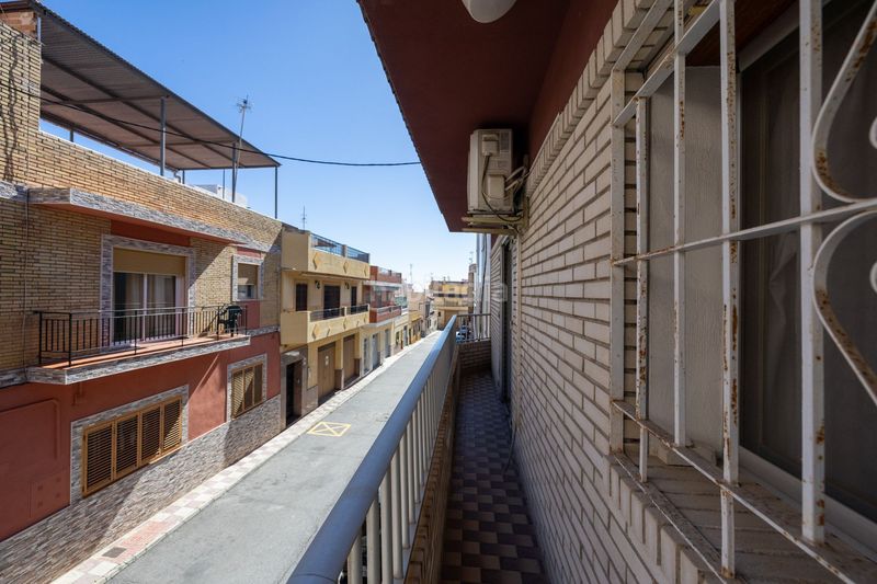 Foto 0c71cfbc-efa8-44a8-88d8-5b3c1f47b0ef. Casa adossada amb calefacció aparcament a Motril ciudad Motril