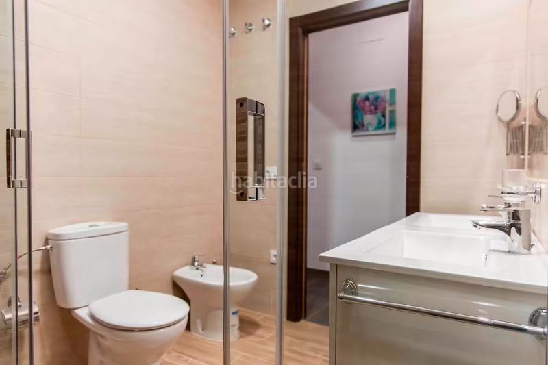 Foto 7d85cb24-0fdc-4ce9-a9fb-3d9294aa1b57. Alquiler piso vive como en una suite de hotel en este precioso loft! con todas las comodidades y prestaciones! loft , en zona de fátim en Córdoba
