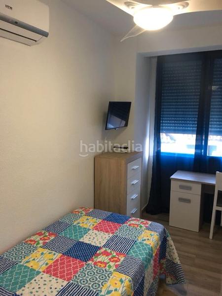 Foto 3d0a028b-fc46-477c-8a3b-f4c0417ac7de. Piso vivienda ideal para invertir! junto facultad de derecho! ¡descubre tu nuevo hogar en este magnífico piso de 80 m²! situado en la t en Córdoba