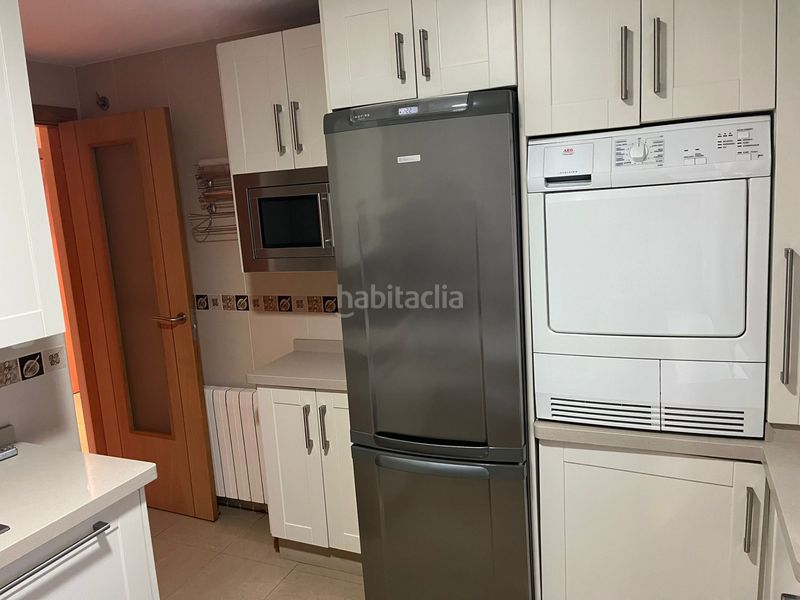 Foto bf82aadc-496d-4265-a275-452d58a54c01. Rent flat with heating parking in Centro Córdoba