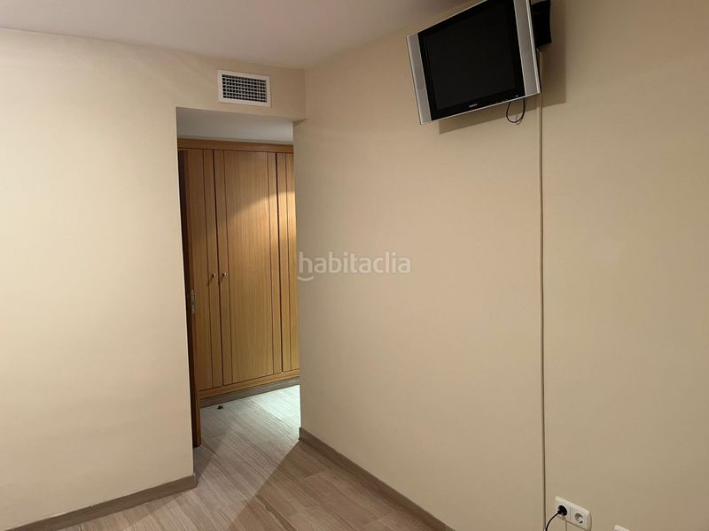 Foto f7827a2a-2314-4060-b3ba-1b28fd8479ff. Rent flat with heating parking in Centro Córdoba