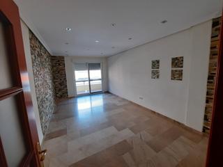 Pis  Calle maría malibrán. Descubre este espectacular piso en arenal sierra, ubicado junto