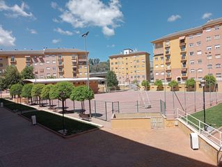 Location Appartement  Plaza del escultor ruiz olmos. Vivienda de grandes dimensiones en alquiler en fátima, junto a a