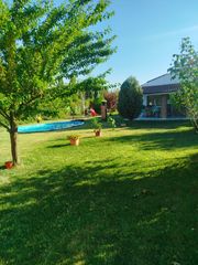 Mas�a  Urbanizaci�n ceazo 2. ?? finca con vivienda, piscina y placas solares en grijota � par