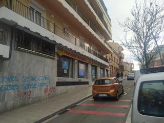 Local Comercial a Centre. Gran local en viladecans
