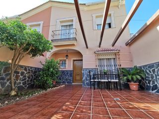 Casa adossada a Benamejí. Se vende casa en benameji